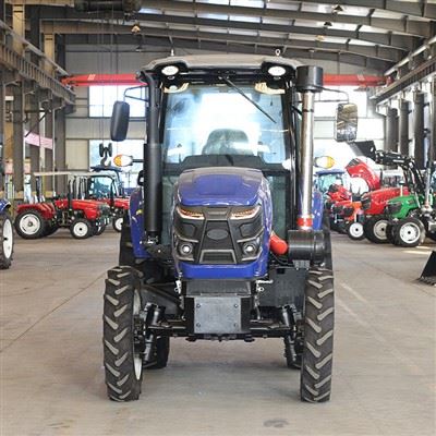 Srednji kmetijski traktor s kabino s 100 KM
